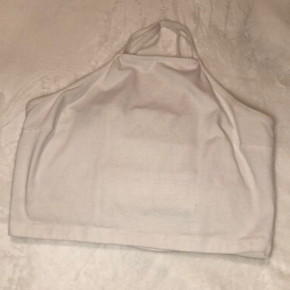 white crop top - Picture 1 of 2